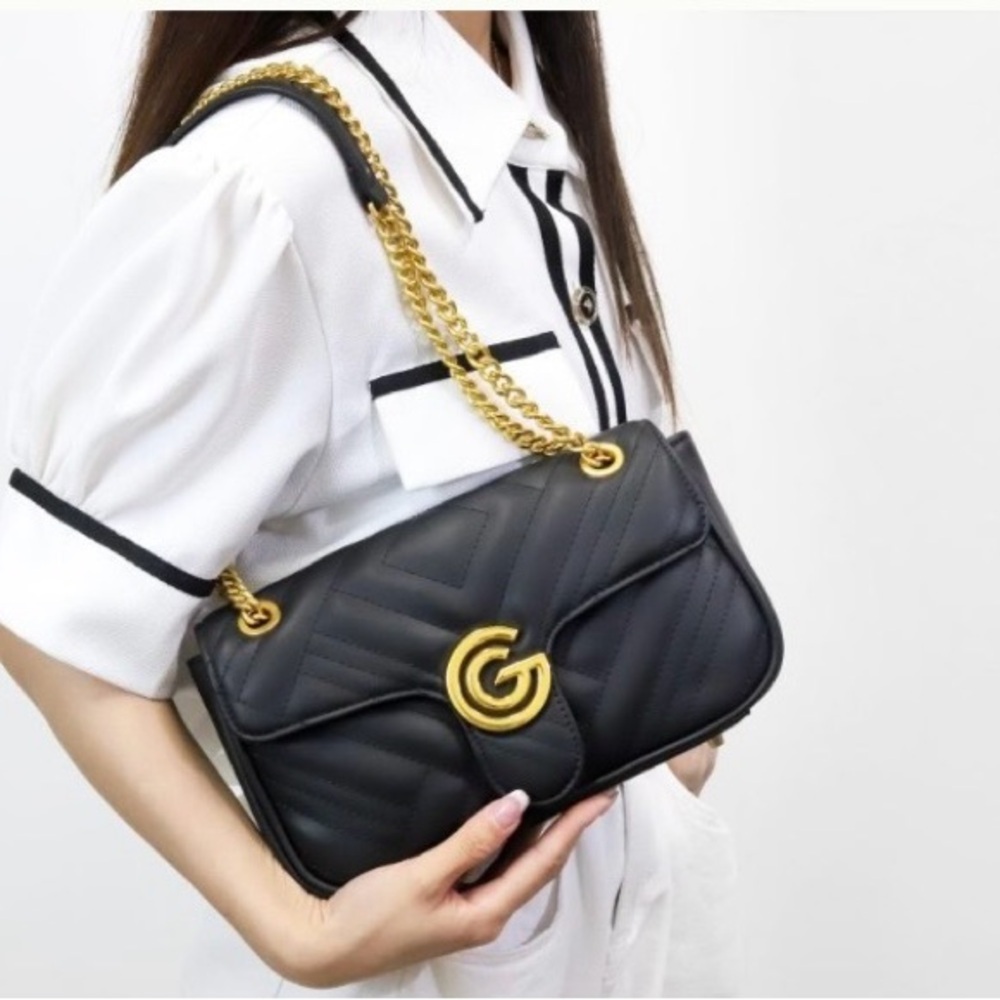 Grabiella G Firenze Chic Black Quilted Shoulder Bag with Gold Chain